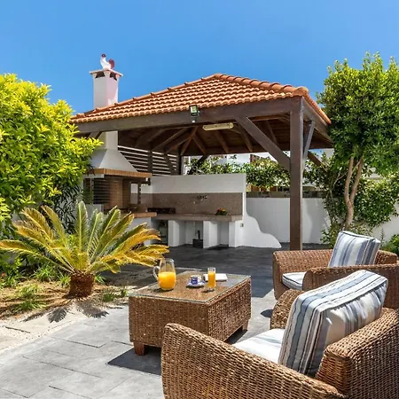 Tatil Evi Elena House 2 Gennadi