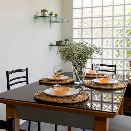 Prázdninový dům Elena House 2 *